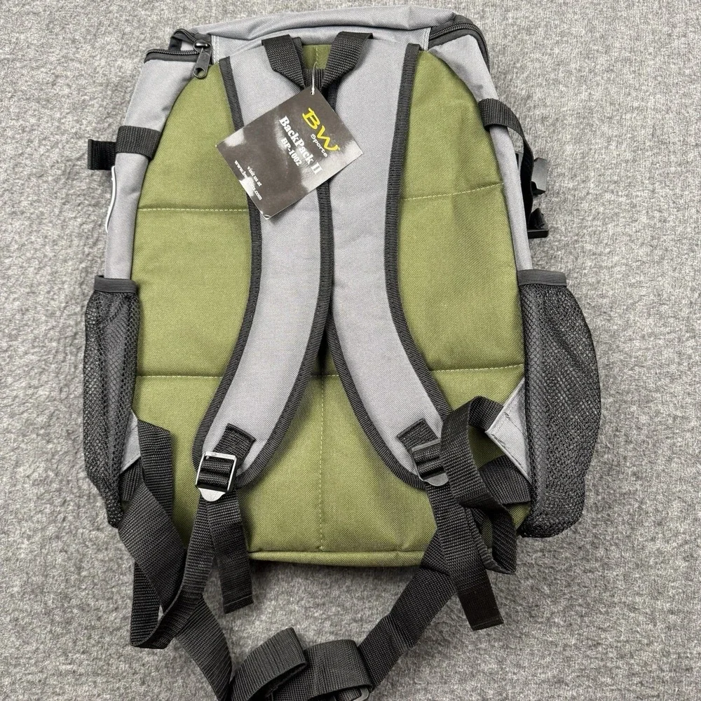 BW‎ Sports Fishing Backpack Green Rod Storage Travel Outdoors BP-1002 NEW